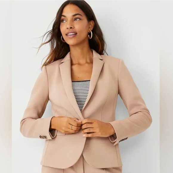 Ann Taylor Classic "The One-Button" Tan Blazer in Double Knit Size 12 - Picture 1 of 10